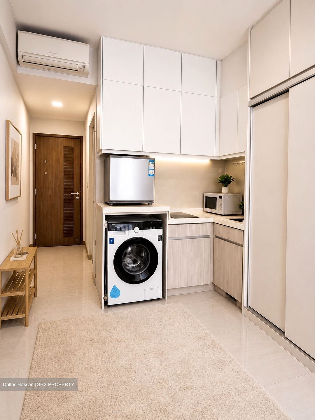 1 Canberra (D27), Condominium #585962271